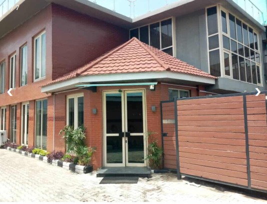 /web/uploads/116/Villa Angelia Hotel Victoria Island/header-images/Main Building.jpg